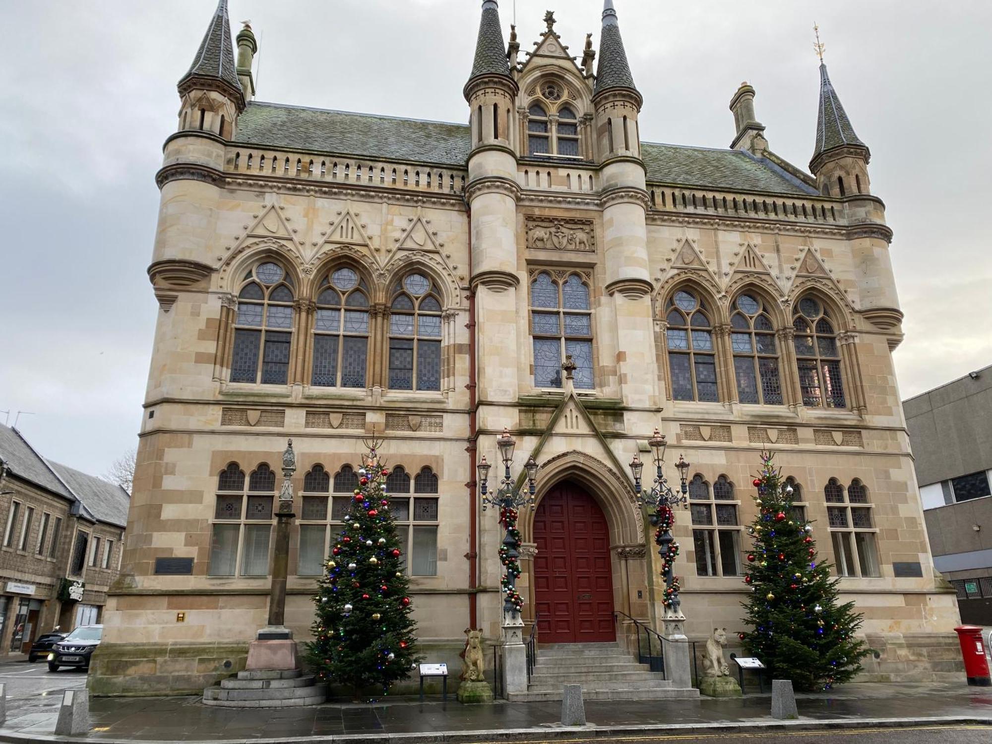 No 10 Immaculate City Centre, Top Floor 2 Bed Flat With Free Parking Inverness Exteriör bild